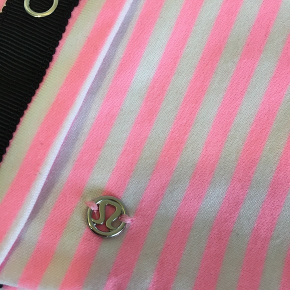 Lululemon Vinyasa Scarf Classic Stripe Pink & White - Picture 2 of 7